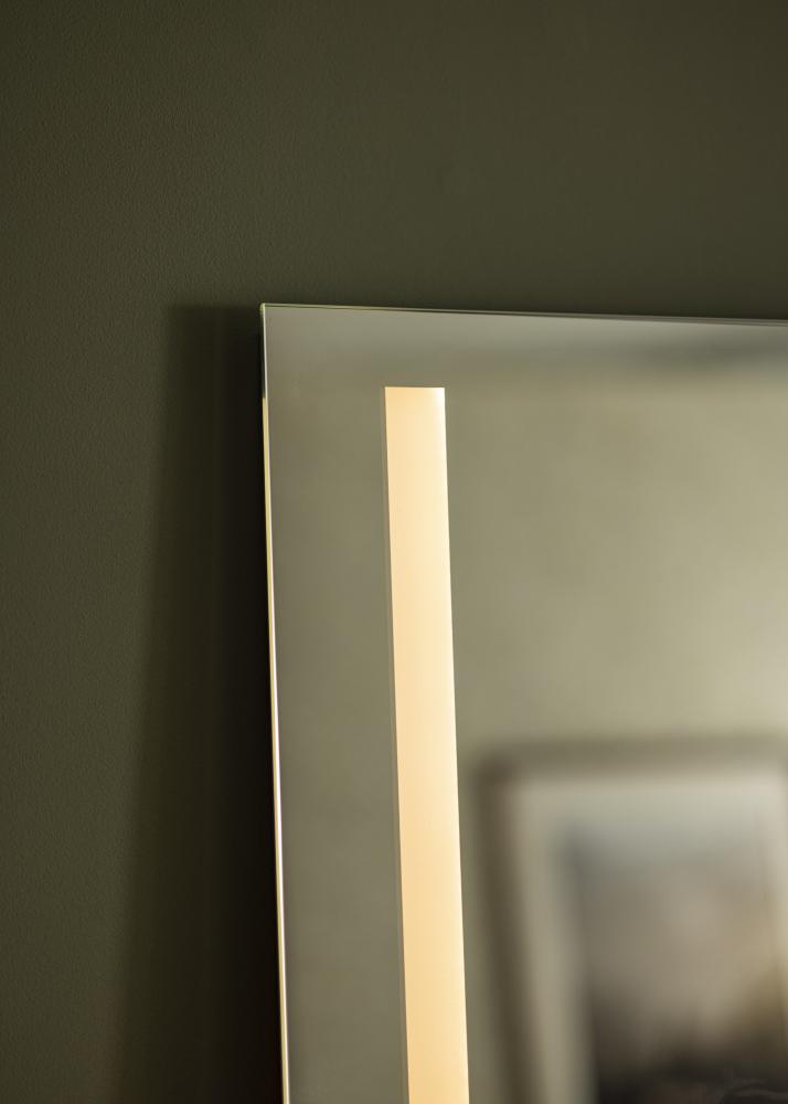 KAILA Spegel Stripes LED 91x109 cm