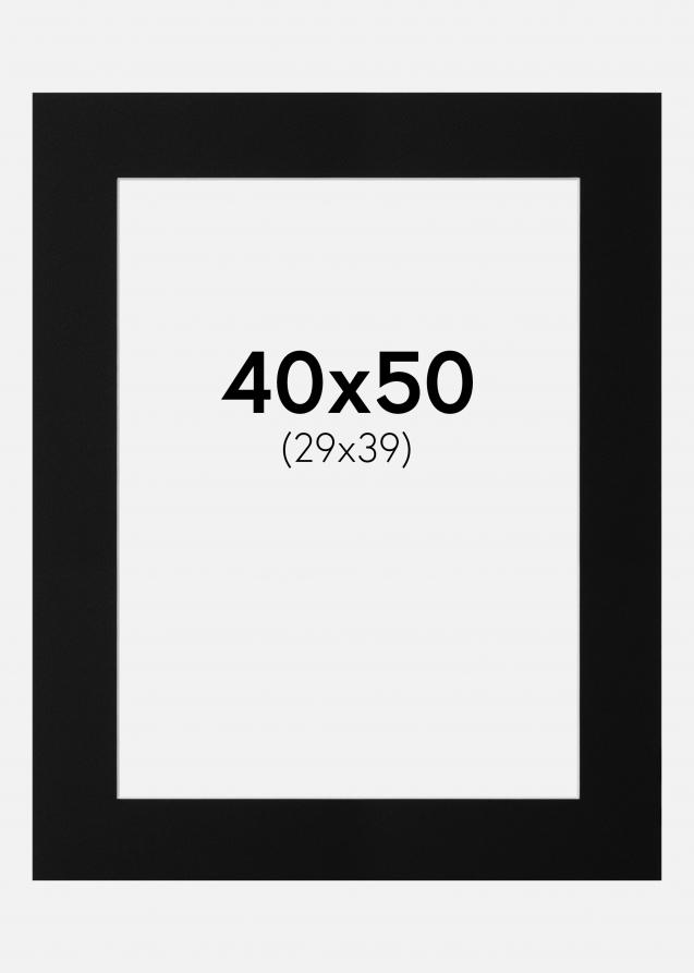 Passepartout Svart Standard (Vit kärna) 40x50 cm (29x39)