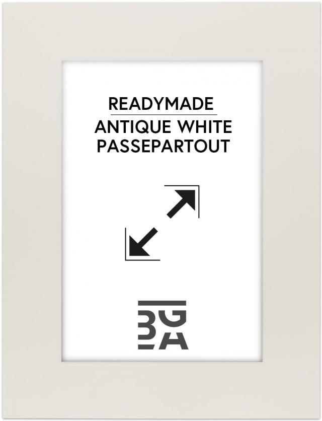 Passepartout Antique White (Vit kärna) 13x18 cm (8x11,5)