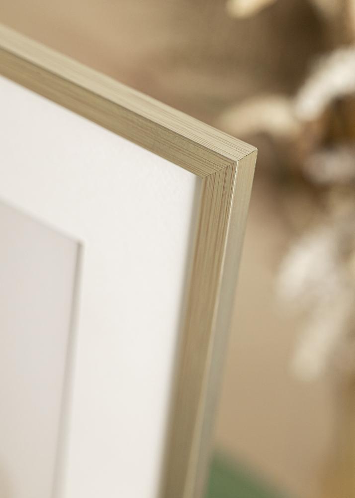 Ram Edsbyn Silver 40x45 cm - Passepartout Vit 11x13 inches