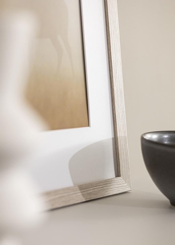 Ram Stilren Greige Ek 60x80 cm - Passepartout Vit 50x65 cm