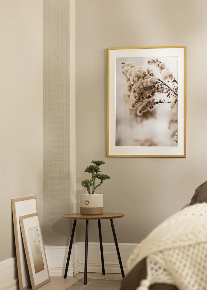 Ram Edsbyn Guld 40x45 cm - Passepartout Vit 28x34 cm