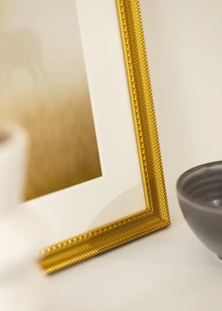Ram Lattice Guld 30x40 cm - Passepartout Vit 21x29,7 cm