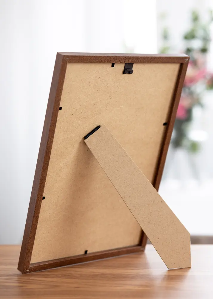 Ram Modern Varm Brun 20x30 cm - Passepartout Vit 15x21 cm