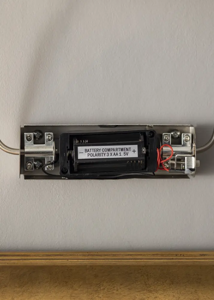 Tommy batteridriven LED 21 cm tavelbelysning - Silver