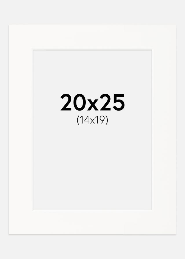 Passepartout Offwhite (Vit kärna) 20x25 cm (14x19)