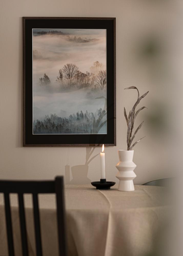 Ram Edsbyn Valnöt 30x40 cm - Passepartout Svart 8x12 inches