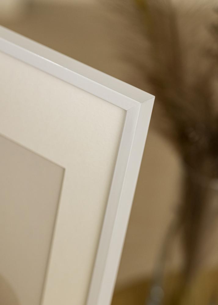 Ram Chair Vit 59,4x84,1 cm (A1)