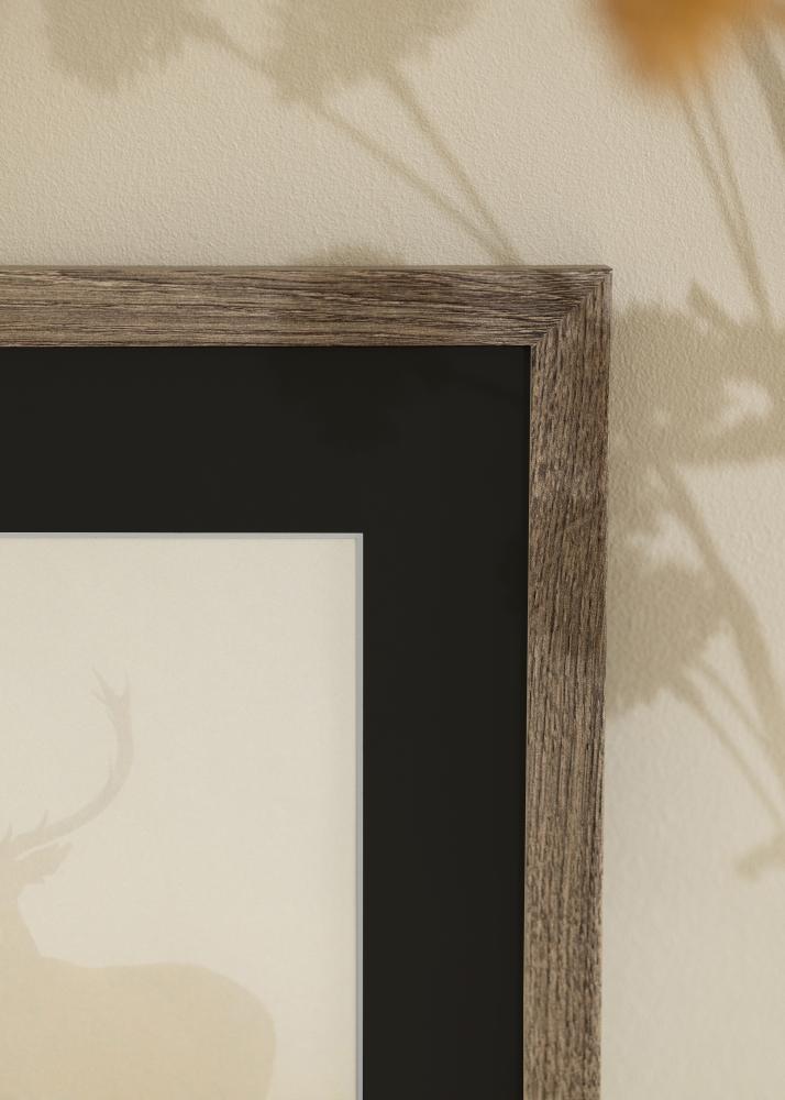 Ram Fiorito Valnöt 40x50 cm - Passepartout Svart 12x16 inches