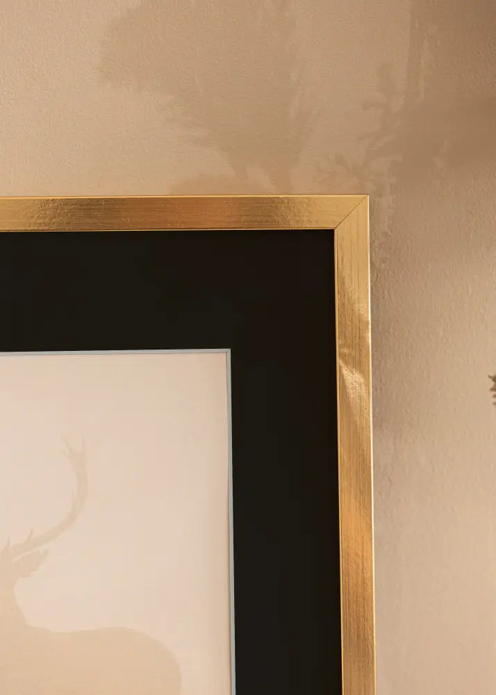 Ram Trendy Guld 42x59,4 cm (A2) - Passepartout Svart 25x38 cm