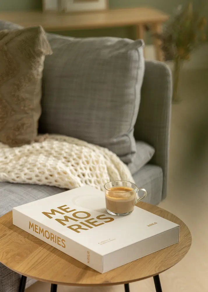 KAILA MEMORIES Warm Grey XL - Coffee Table Photo Album (20 Svarta Sidor/10 Blad)