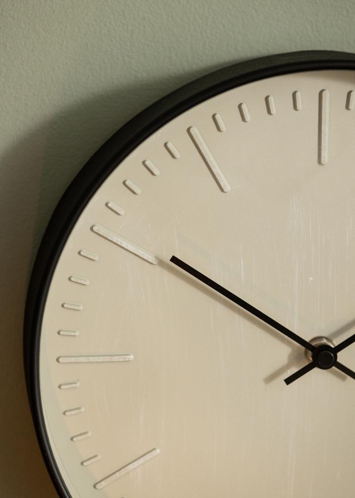 Väggklocka Pierre - Svart 25,5x25,5 cm