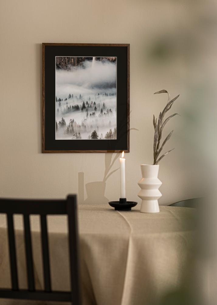 Ram Galant Valnöt 40x50 cm - Passepartout Svart 12x16 inches