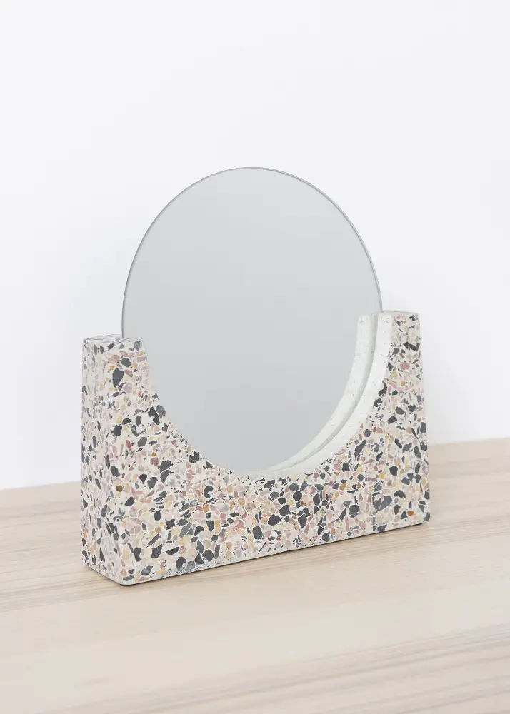 Bordsspegel Terrazzo Vit 17 cm Ø