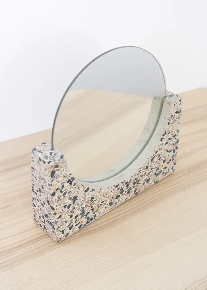 Bordsspegel Terrazzo Vit 17 cm Ø