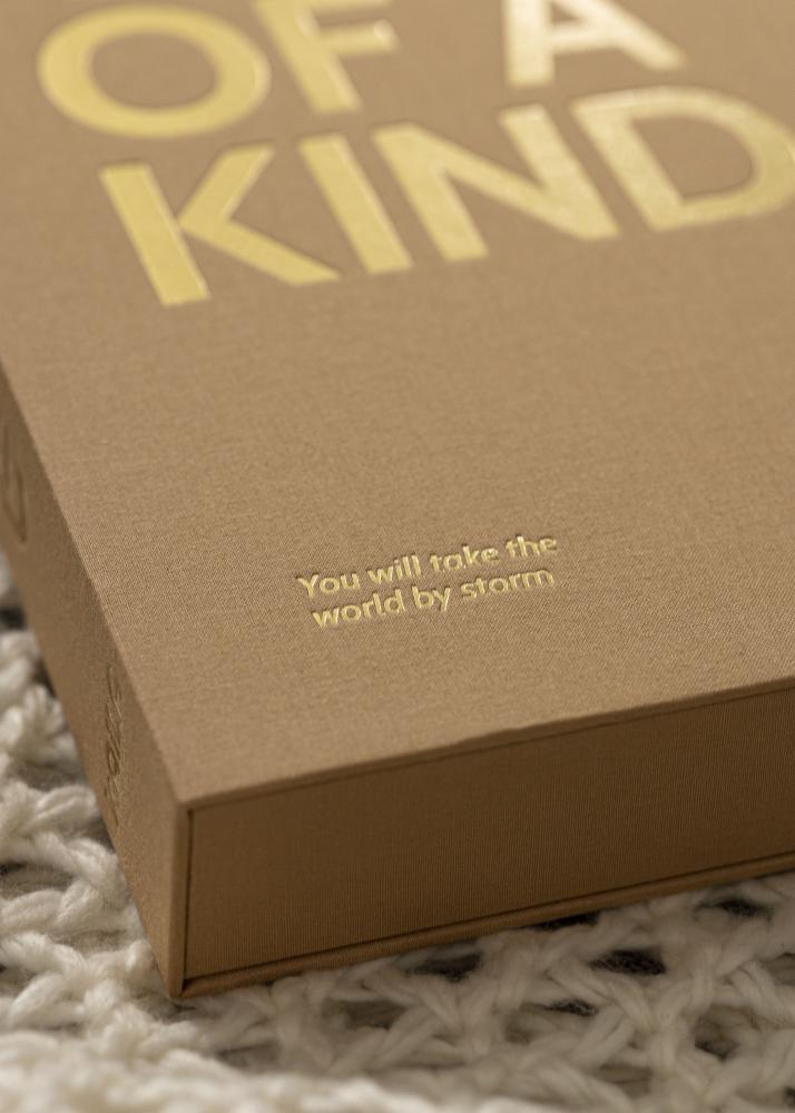 KAILA ONE OF A KIND Manilla - Coffee Table Photo Album (60 Svarta Sidor)