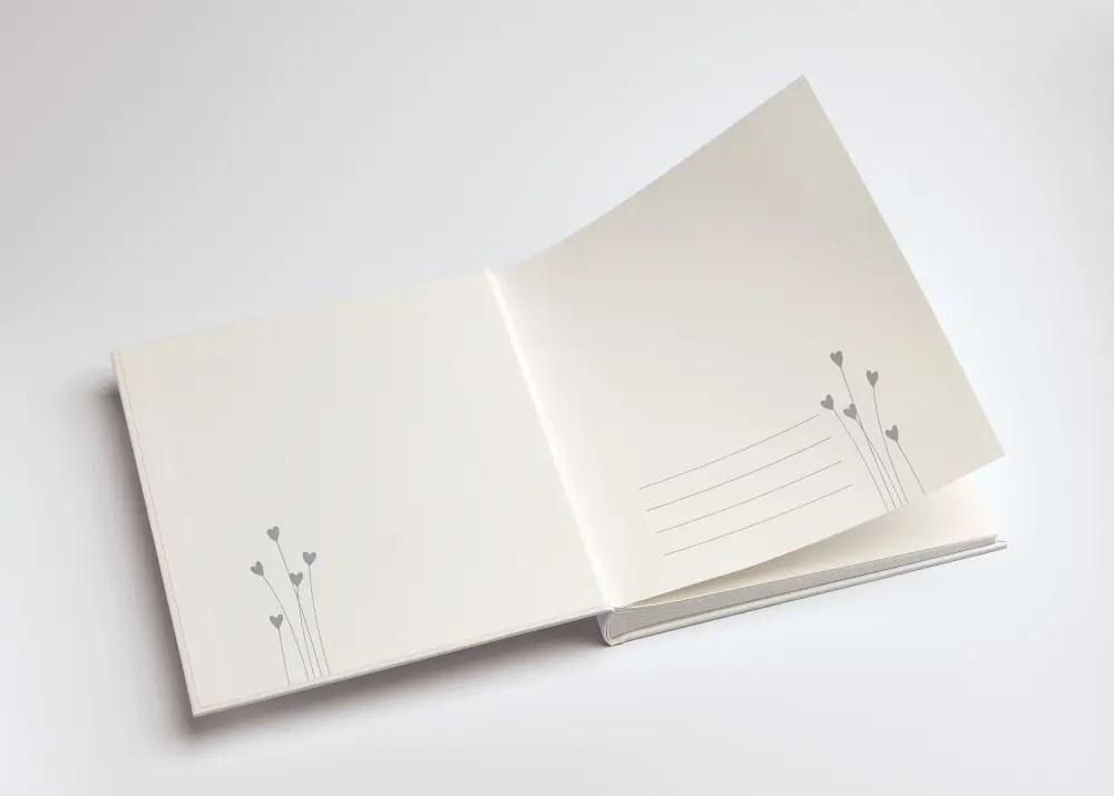 Hjärta Bröllopsalbum Vit - 28x30,5 cm (50 Vita sidor / 25 blad)