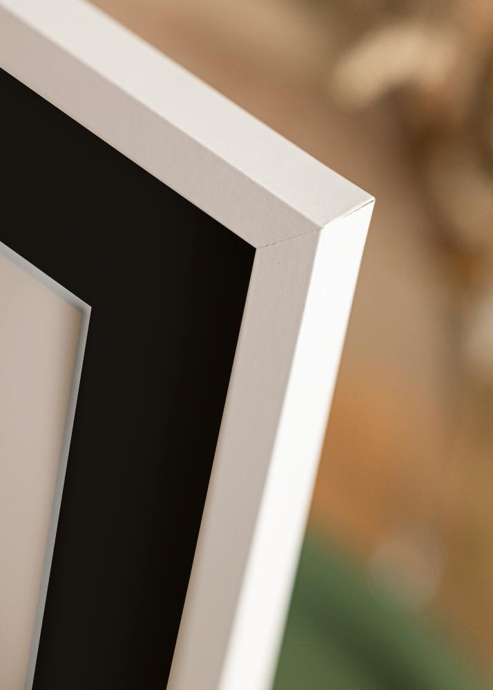 Ram Trendy Vit 20x25 cm - Passepartout Svart 14x18 cm