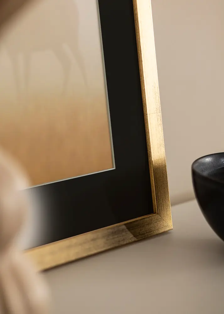 Ram Stilren Guld 30x40 cm - Passepartout Svart 21x29,7 cm (A4)