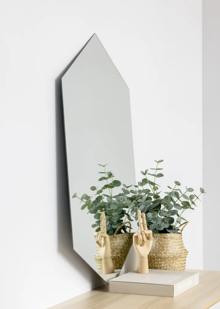 KAILA Spegel Tall Hexagon 70x100 cm