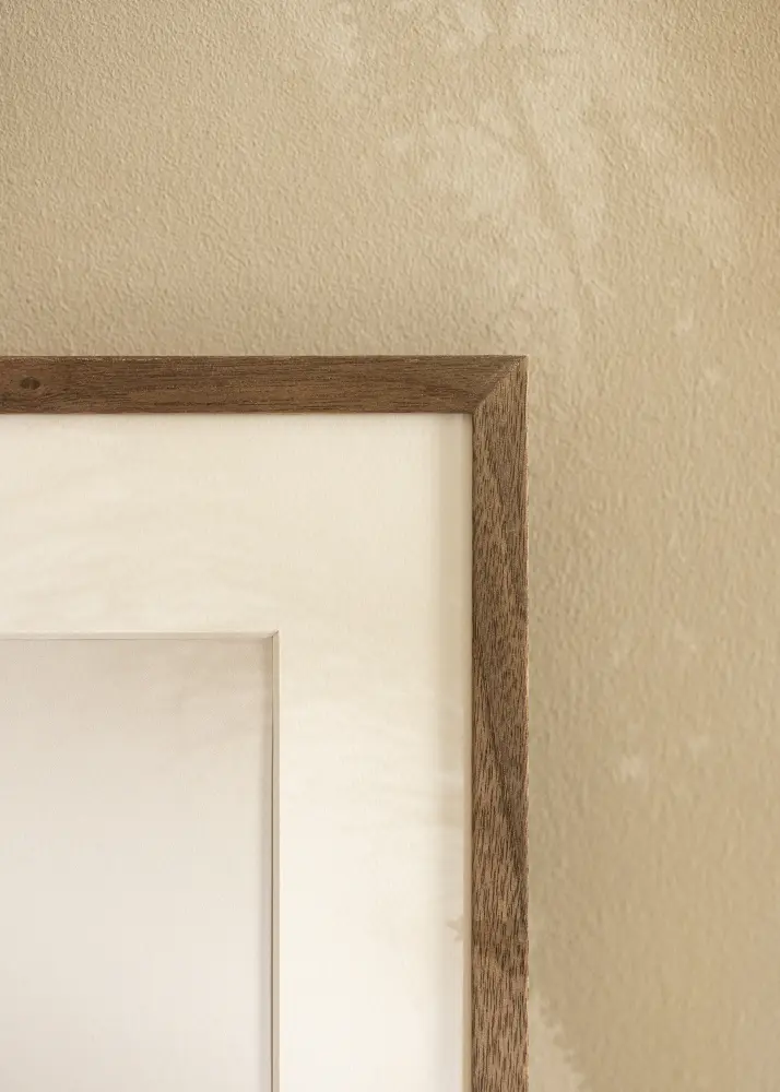 Ram Soul Walnut Veneer 42x59,4 cm (A2) - Passepartout Vit 25x38 cm