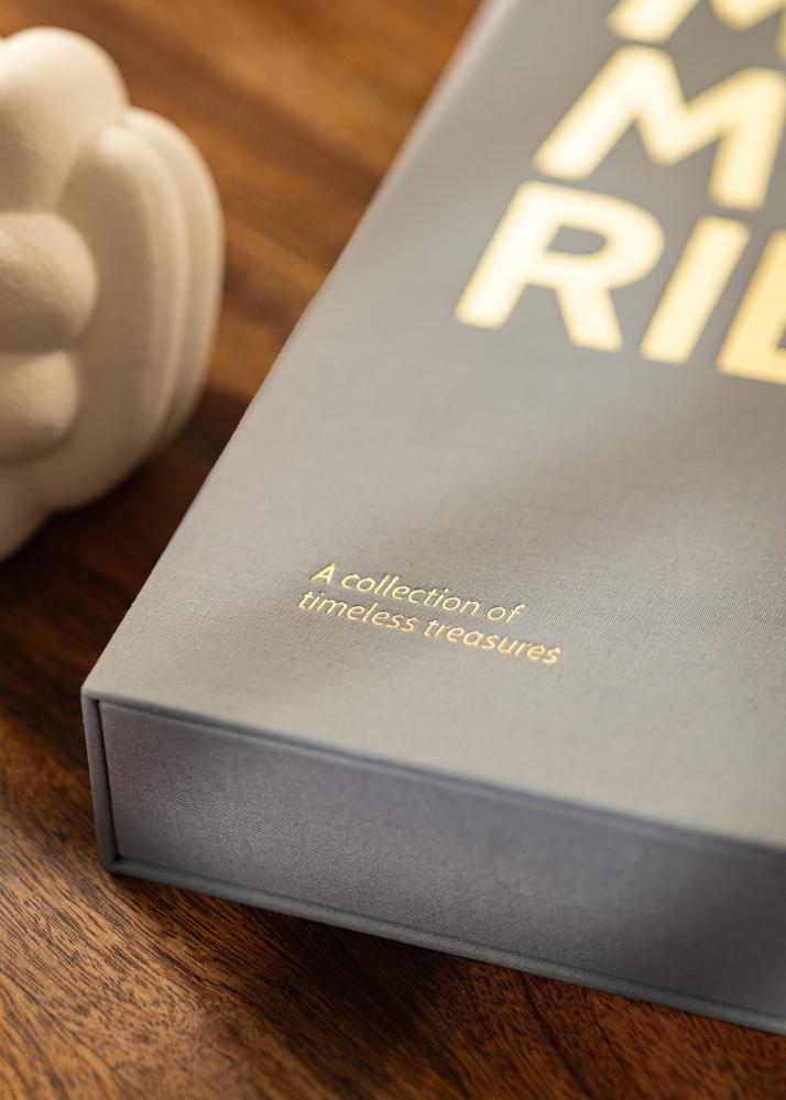 KAILA MEMORIES Grey - Coffee Table Photo Album (60 Svarta Sidor / 30 Blad)