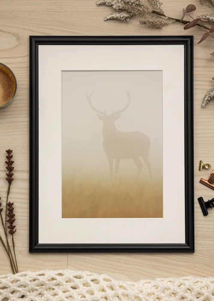 Ram Line Svart 21x30 cm