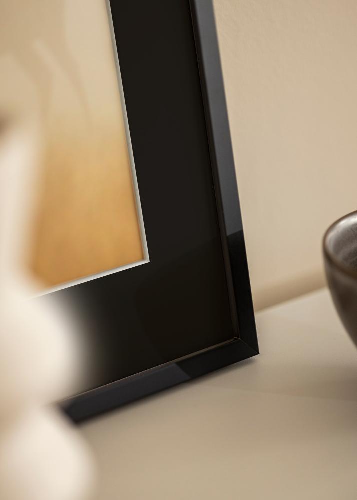 Ram E-Line Svart 30x40 cm - Passepartout Svart 21x29,7 cm (A4)