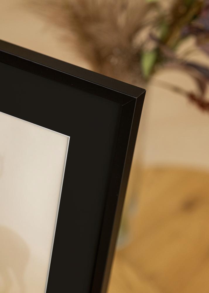 Ram E-Line Svart 30x40 cm - Passepartout Svart 21x29,7 cm (A4)