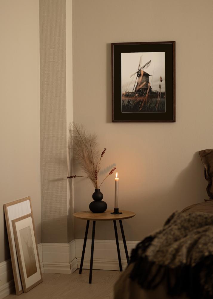 Ram E-Line Valnöt 30x40 cm - Passepartout Svart 21x29,7 cm (A4)