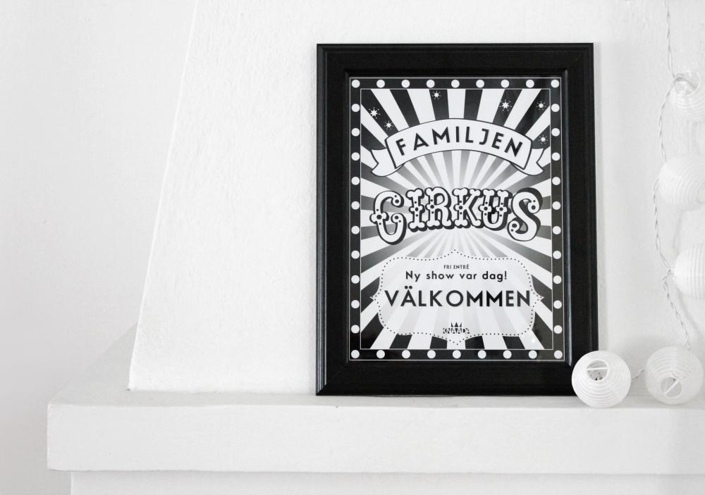 Knaada - Cirkus Svartvit Poster