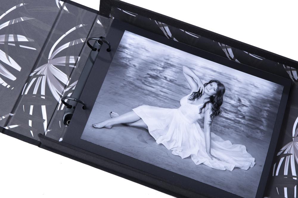 Moments Black (30 Svarta sidor / 15 blad)