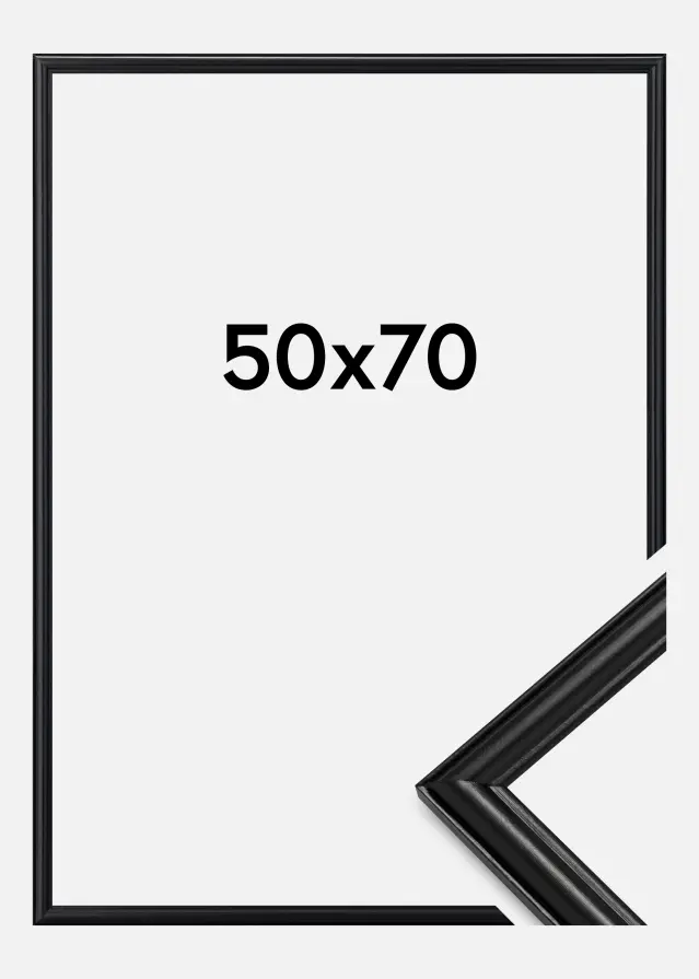 Ram Line Svart 50x70 cm