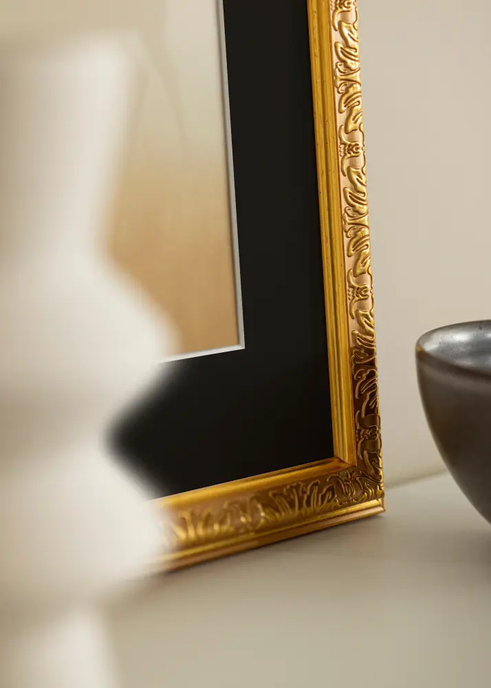 Ram Nostalgia Guld 30x60 cm - Passepartout Svart 22,7x50 cm
