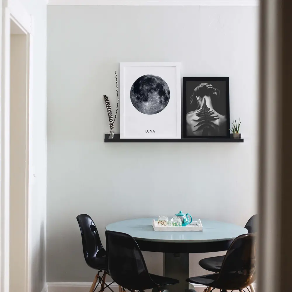 Tavelhylla Svart 60 cm
