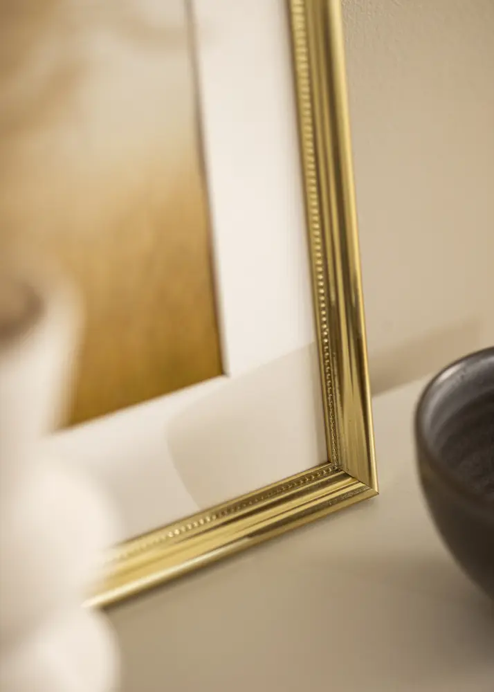 Ram Gala Guld 30x40 cm - Passepartout Vit 21x29,7 cm (A4)