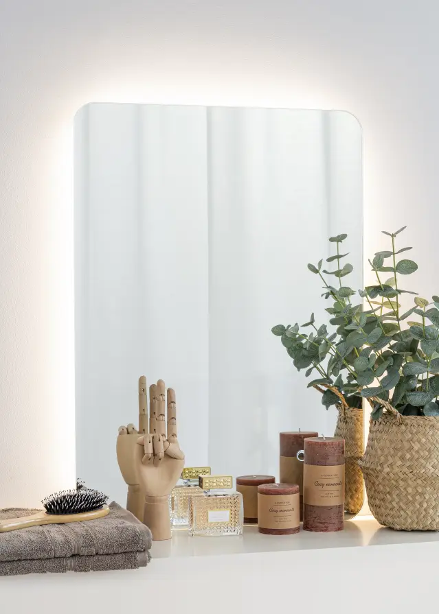 KAILA Spegel Soft Edges LED 50x70 cm
