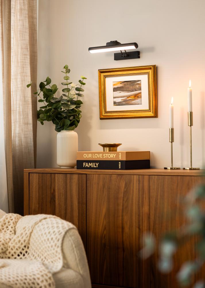 KAILA Gleam Batteridriven Tavelbelysning 32 cm - Svart