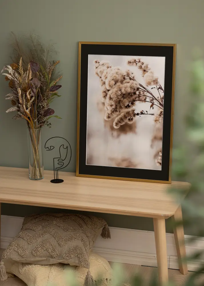 Ram Edsbyn Guld 30x40 cm - Passepartout Svart 18x27 cm