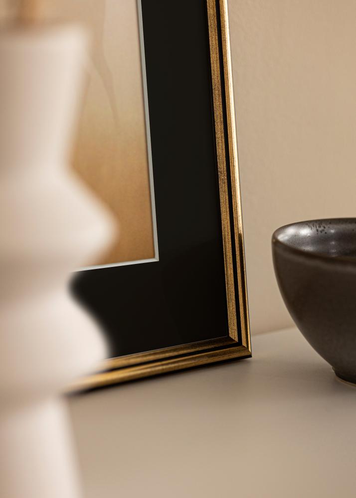 Ram Horndal Guld 35x50 cm - Passepartout Svart 24x30 cm