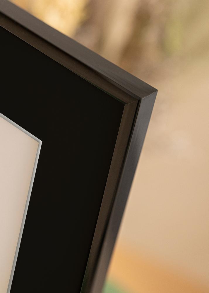 Ram New Lifestyle Svart 70x100 cm - Passepartout Svart 61x91,5 cm