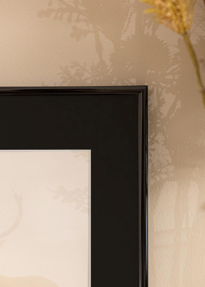 Ram New Lifestyle Svart 70x100 cm - Passepartout Svart 61x91,5 cm